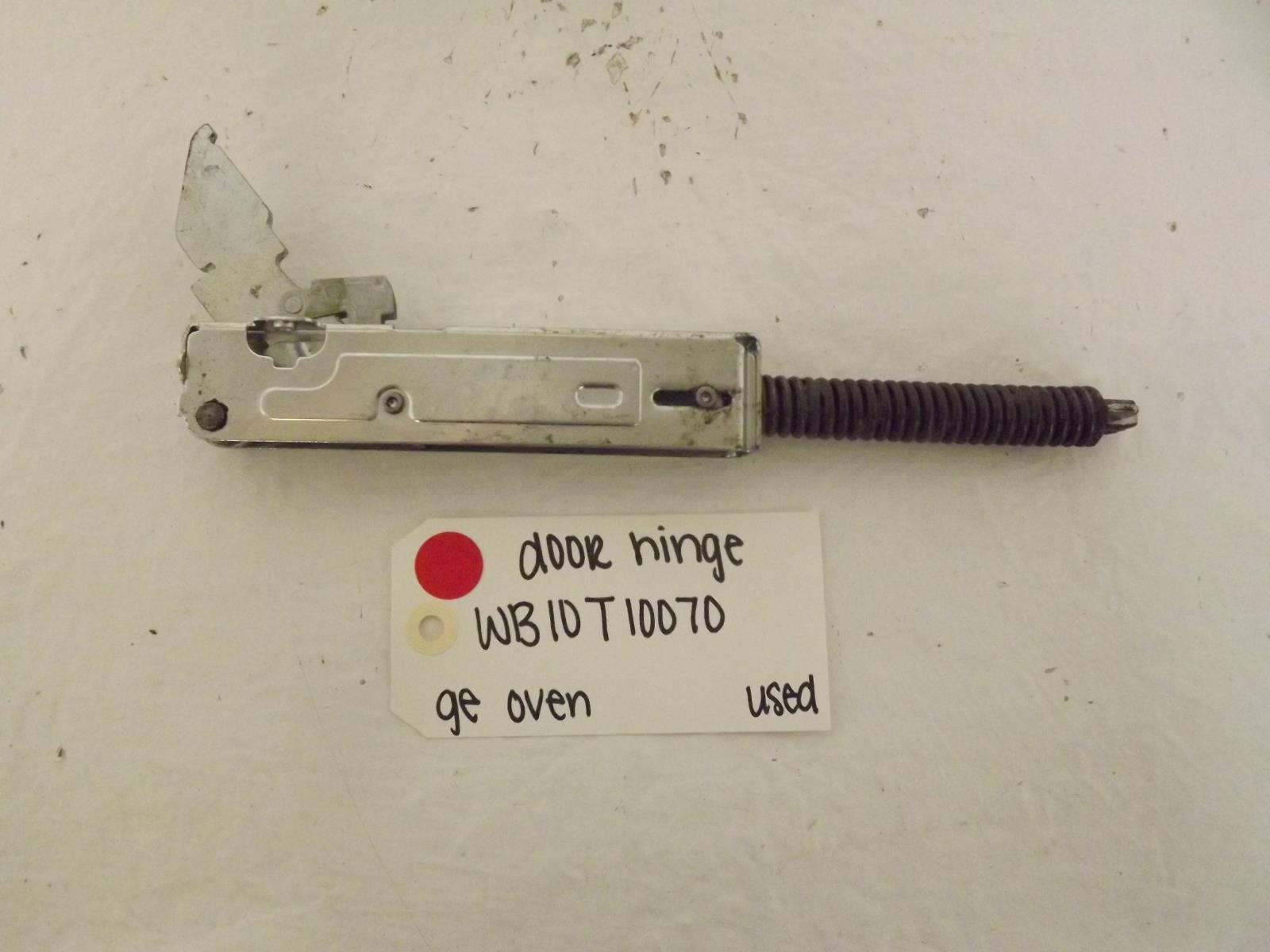GE Oven WB10T10070 Door Hinge Used GE Oven WB10T10070 Door Hinge Used